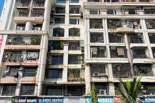 Flat on rent in Shiv Shivam, Vile Parle East